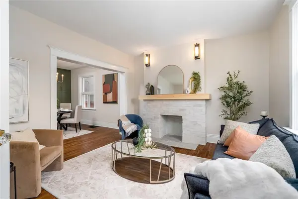 333 Rosedale AVE, Winnipeg, MB R3L 1L9