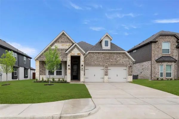 3726 Ironwood Street, Midlothian, TX 76065