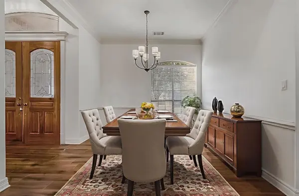 102 Buckskin Drive, Van Alstyne, TX 75495