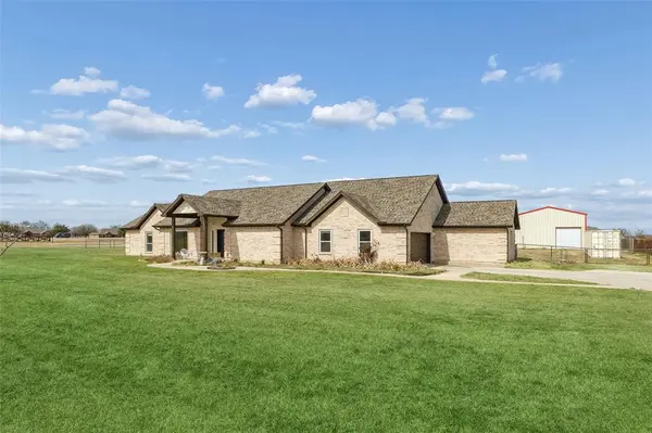 317 Illinois Street, New Fairview, TX 76078