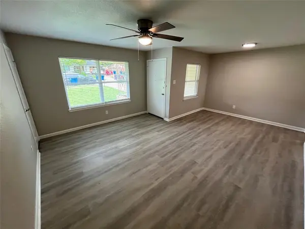 405 Highcrest Drive, Dallas, TX 75232