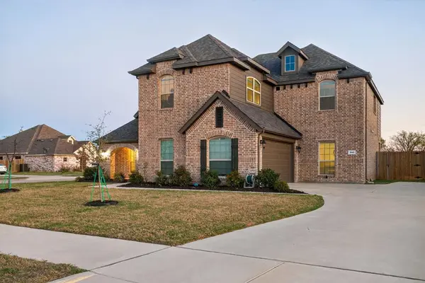 545 Clifton Court, Midlothian, TX 76065