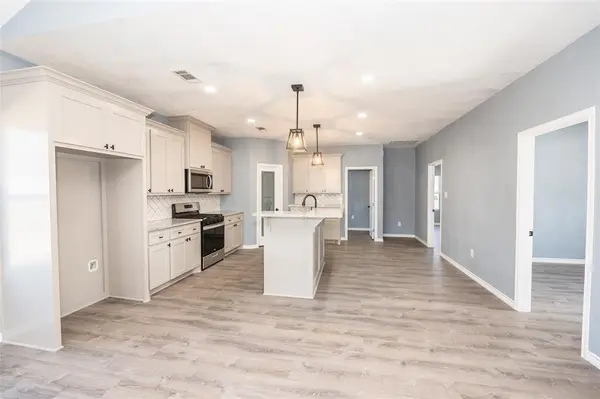 307 Bonham Street, Nocona, TX 76255