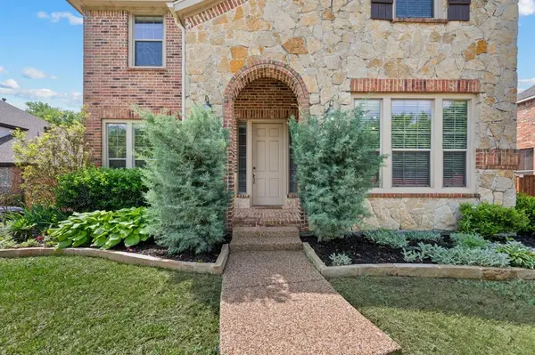 8000 Red River Run, North Richland Hills, TX 76180