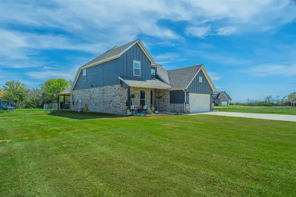 2001 Redemption Drive, Weatherford, TX 76088