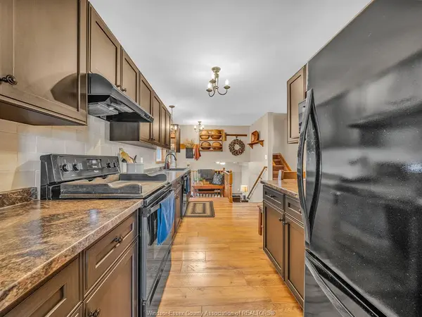 654 RICHMOND, Amherstburg, ON N9V 3Z4