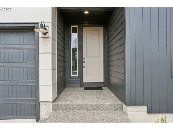 707 Magnolia AVE, Woodburn, OR 97071