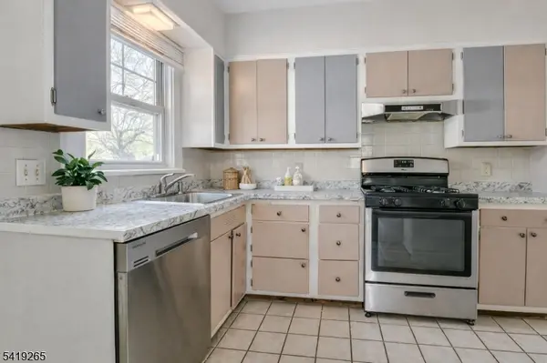 273 W Mount Pleasant Ave, Livingston Twp., NJ 07039