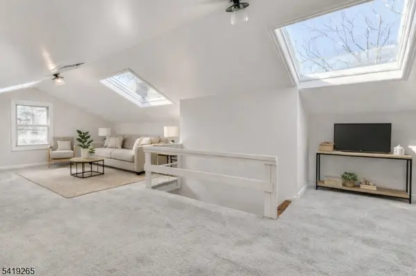 273 W Mount Pleasant Ave, Livingston Twp., NJ 07039