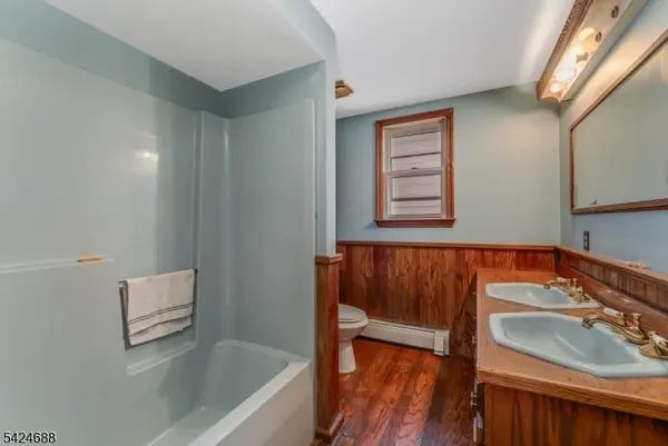 742 South Blvd, Alpha Boro, NJ 08865