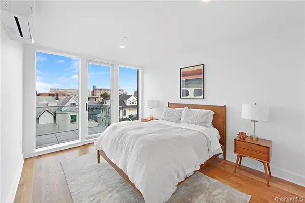 163 Beach 96th ST #3A, Rockaway Beach, NY 11693