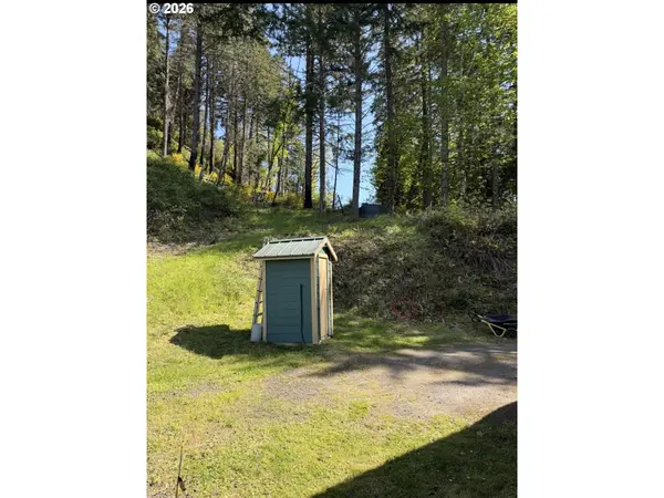 1500 BAR L RANCH RD, Glide, OR 97443