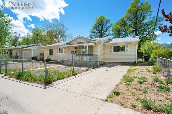 1003 Florence AVE, Colorado Springs, CO 80905