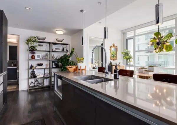 1122 3 ST SE #1607, Calgary, AB T2G 1H7