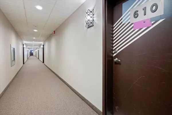 299 Cundles RD E #610, Barrie, ON L4M 5J7