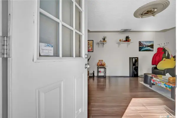 211 Witney AVENUE N, Saskatoon, SK S7L 3M2