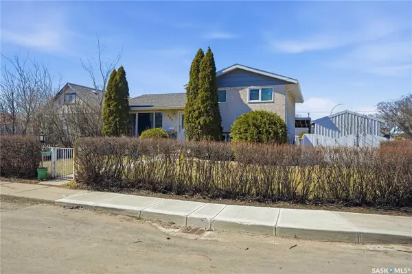 200 Halifax STREET, Regina, SK S4R 1S4