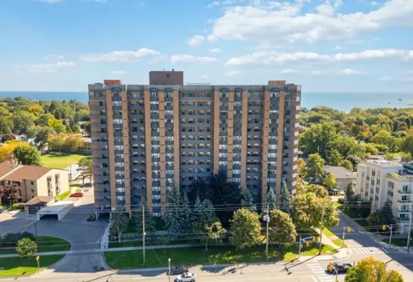 3845 Lake Shore BLVD W #1504, Toronto W06, ON M8W 4Y3