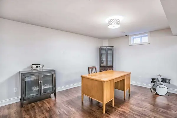 316 Barondale DR, Mississauga, ON L4Z 3T8