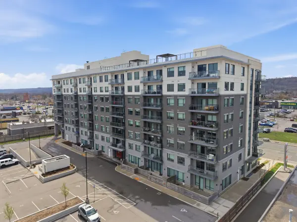 121 Highway 8 N/A #214, Hamilton, ON L8G 0A3