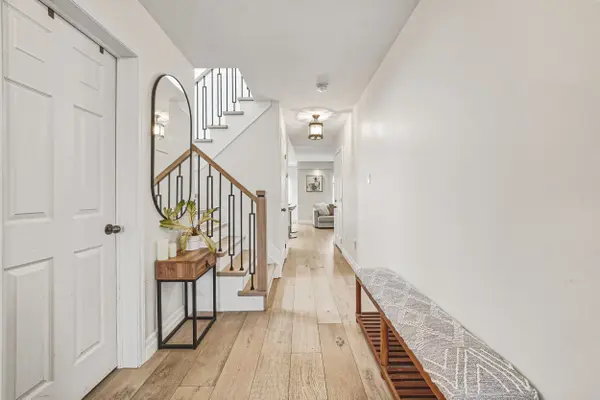 108 CLEGHORN DR, Hamilton, ON L0R 1C0