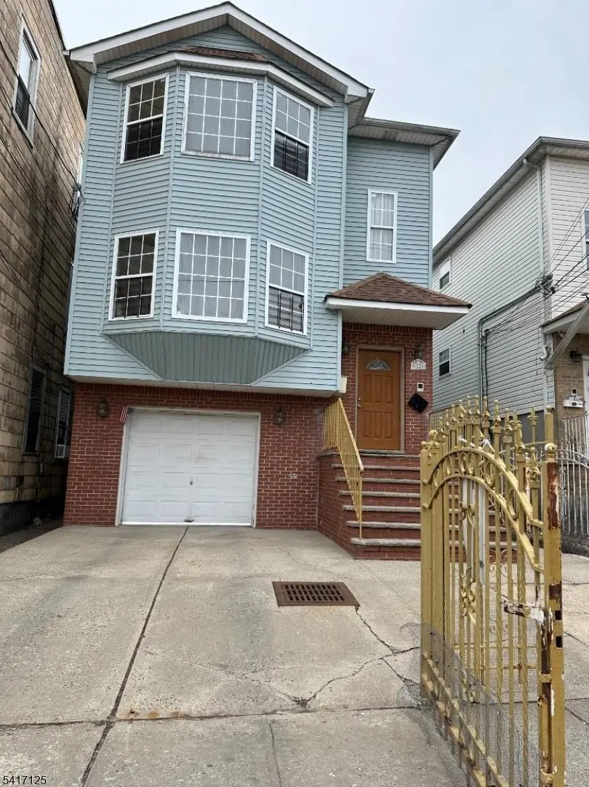 52 Stone, Newark City, NJ 07104