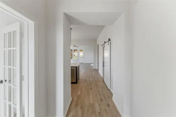 557 Waterford Park Boulevard, Weatherford, TX 76087