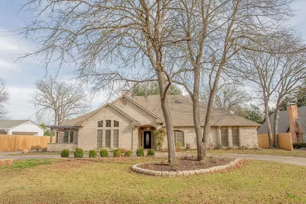 241 Hideaway Lane E, Hideaway, TX 75771