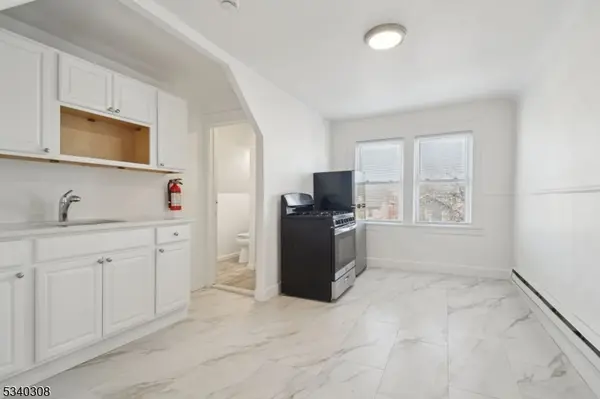 403 Abington Ave 3 #3, Bloomfield Twp., NJ 07003