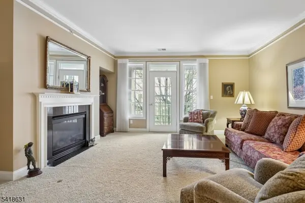 706 Holly Ln #706, Cedar Grove Twp., NJ 07009