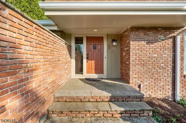 72 Bald Eagle Rd, Allamuchy Twp., NJ 07840