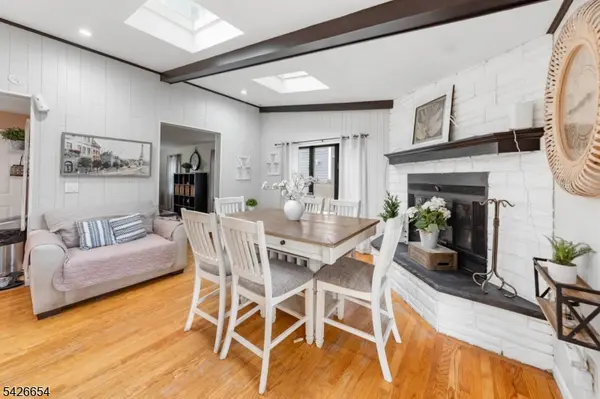 206 Woodmont Rd, Union Twp., NJ 07083