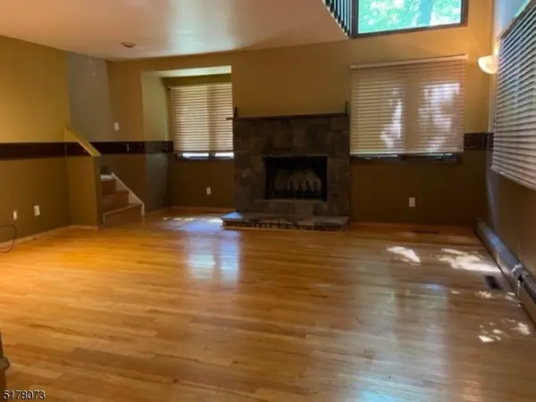 17 Village Way #6, Vernon Twp., NJ 07462