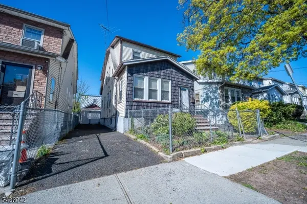 26 Scofield St, Newark City, NJ 07106