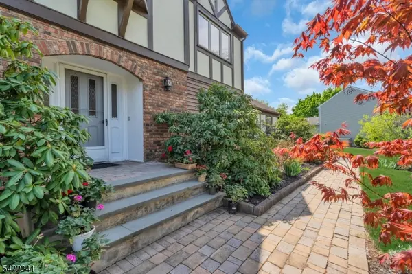 363 Rolling Knolls Way, Bridgewater Twp., NJ 08807