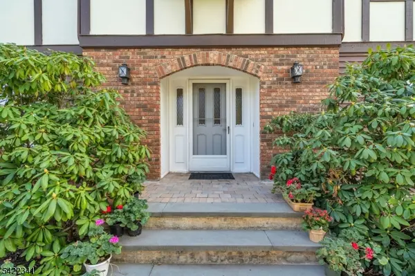 363 Rolling Knolls Way, Bridgewater Twp., NJ 08807