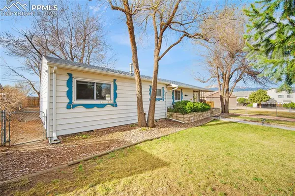 303 Solar DR, Colorado Springs, CO 80907