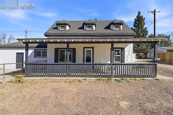 1512 E Monument ST, Colorado Springs, CO 80909