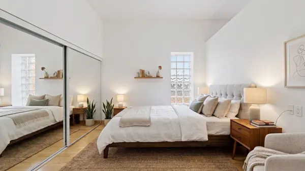 766 King ST W #211, Toronto C01, ON M5V 1N6