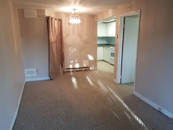 22 Palmer DR #Bsmt, Ajax, ON L1S 5W8