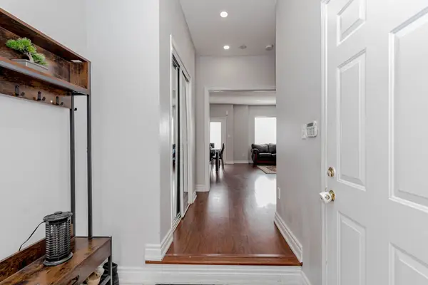 130 Bayly ST W, Ajax, ON L1S 0C3