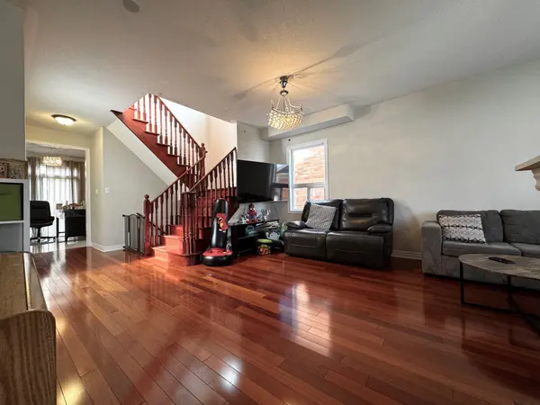 61 Ten Oaks Blvd N/A, Vaughan, ON L4K 5G3