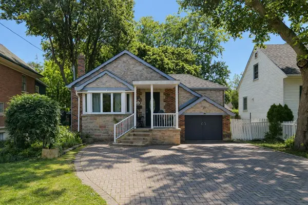 46 Centre ST E #BSMT, Richmond Hill, ON L4C 1A4