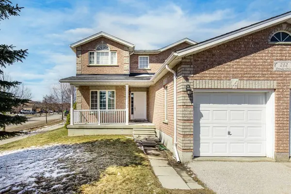 212 Pringle DR, Barrie, ON L4N 0P5