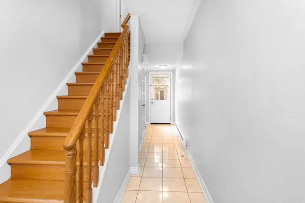 45 Bristol RD E #68, Mississauga, ON L4Z 3P5