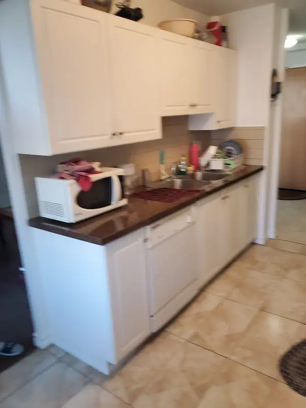 7 Dayspring CIR E #303, Brampton, ON L6P 1B7