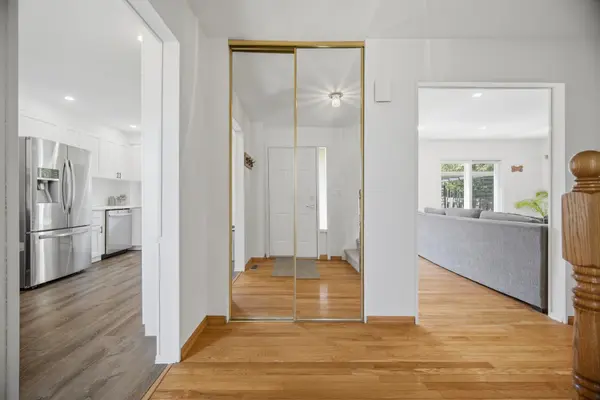 2395 Arnold CRES, Burlington, ON L7P 4J2