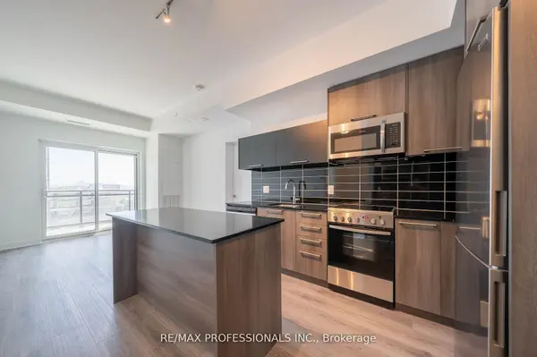 25 Neighbourhood LN #901, Toronto W07, ON M9Y 0C4