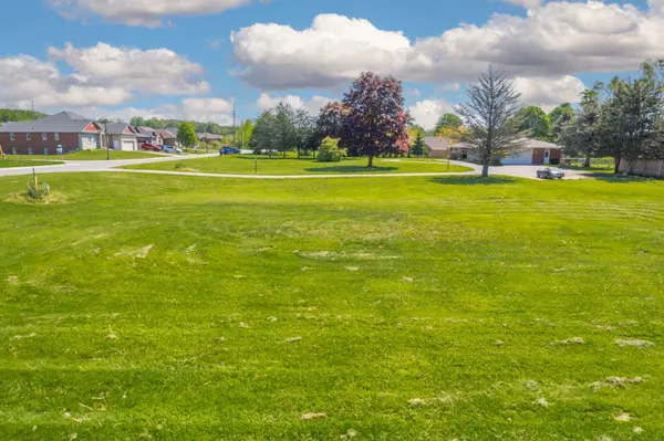 25 Singleton ST, Brighton, ON K0K 1H0