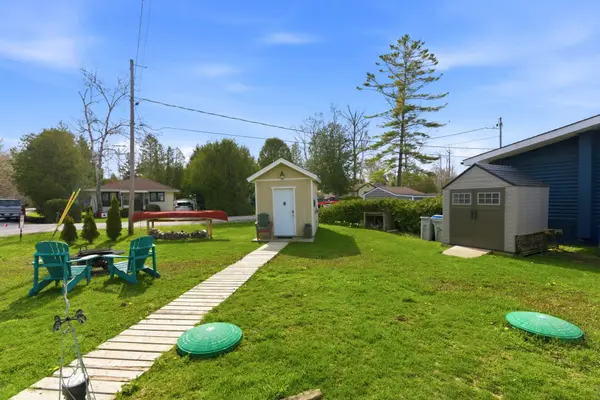 9 Ravine Park RD N, Central Huron, ON N7A 3X8